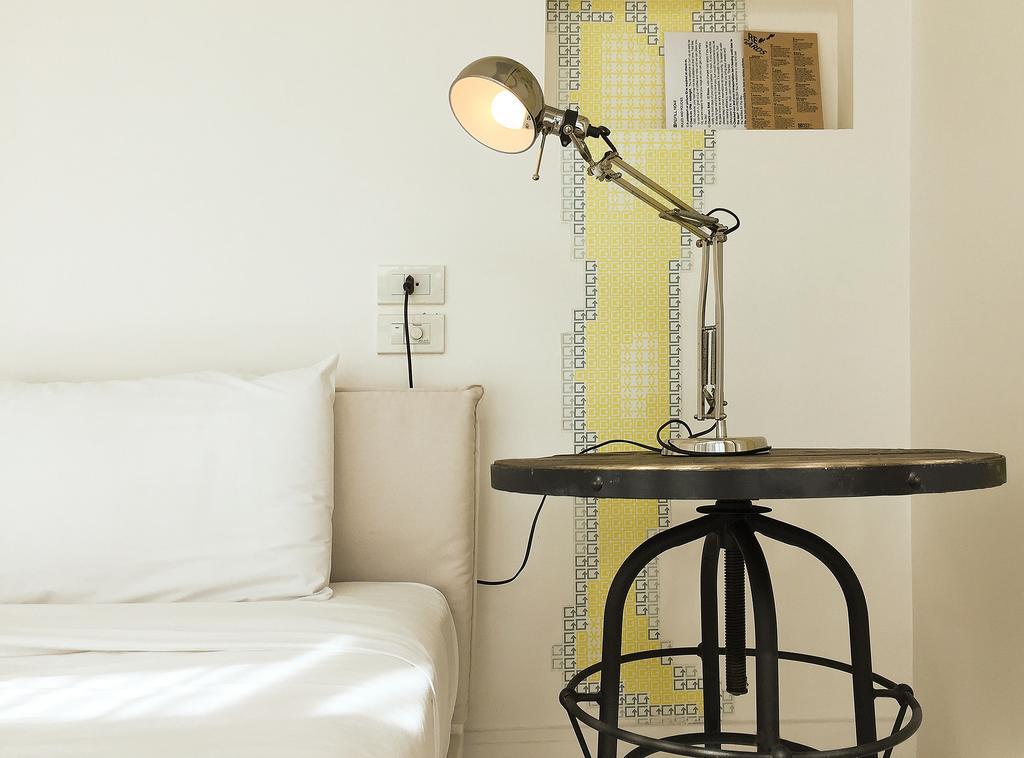 Refillnow! Hostel Бангкок Екстер'єр фото